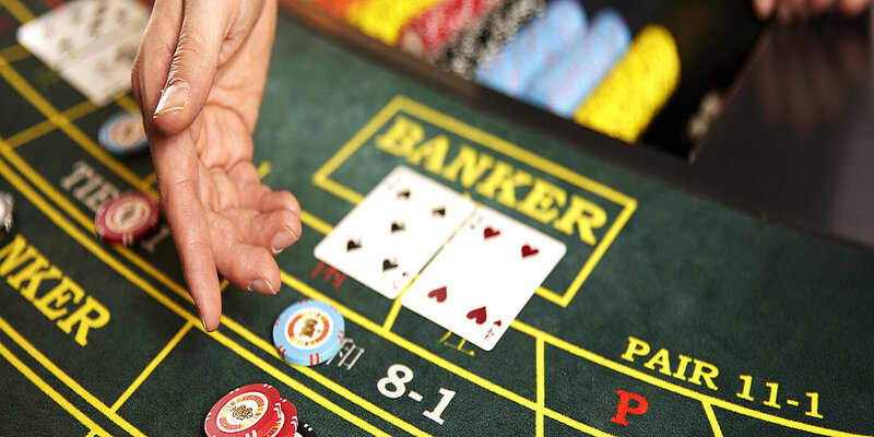 Luật chơi cơ bản của Baccarat Kbet